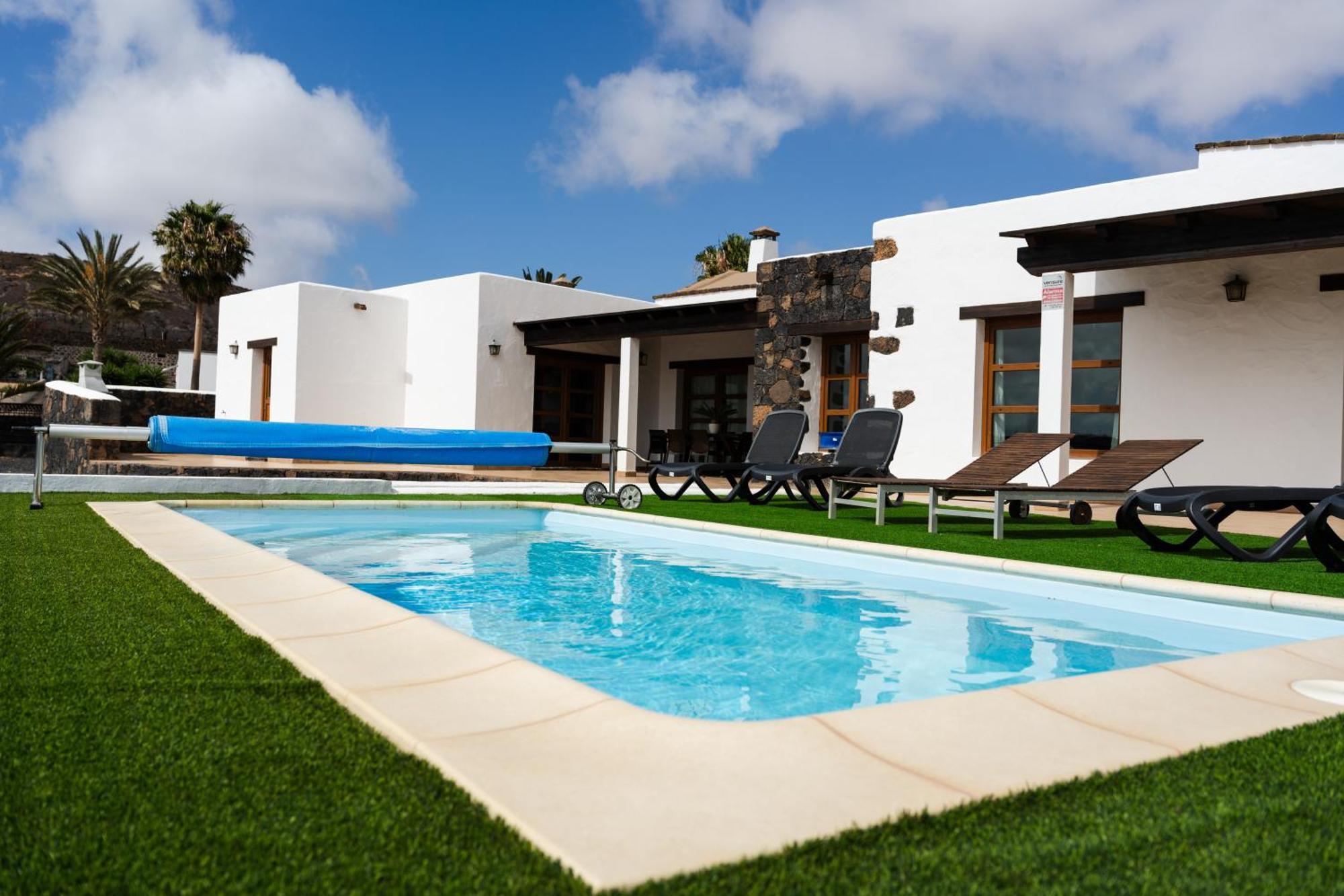Villa Volcan2 Rural Private Pool La Oliva By Holidays Home Exterior photo